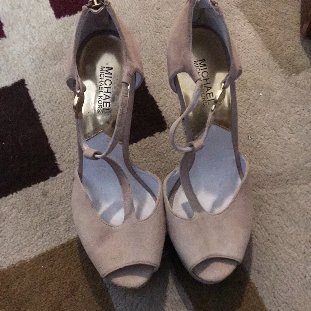 Womens Micheal Kors high heels